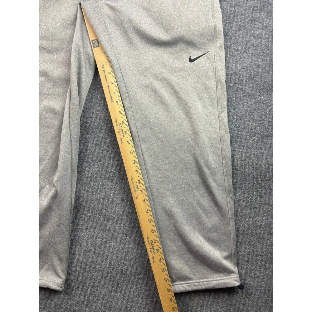 Nike Therma-FIT Sweatpants Mens Small Gray Fleece Lined Training Athletic Pants